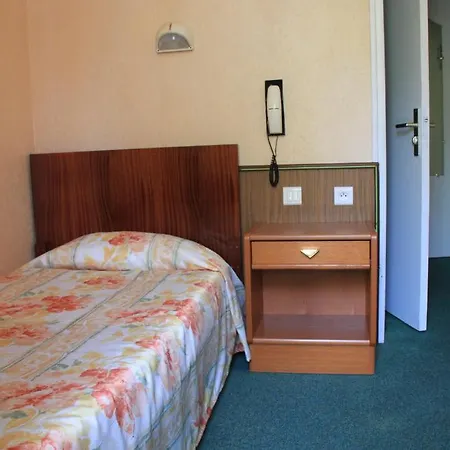 Acapulco מלון 2*